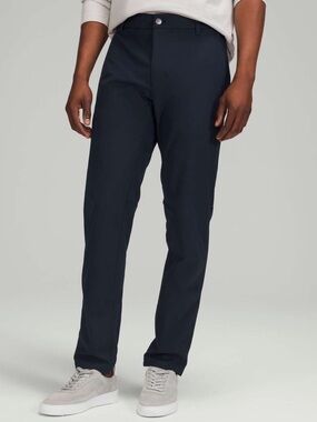 Lululemon Commission Pant Classic 30” *Warpstreme
True Navy